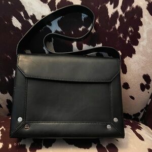 Hamilton Hodge Women’s Elegant Black Leather Shoulder Bag